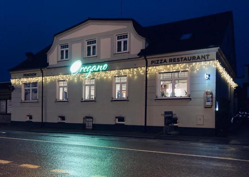 Penzion Oregano Třeboň Extérieur photo